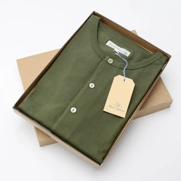 Treger Shirt kurzarm - Farbe army Clearance
